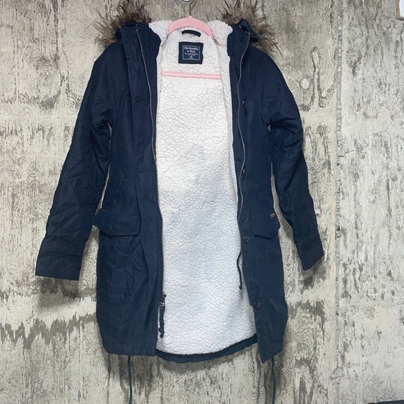 Abercrombie & Fitch Sherpa lined military parka - Picture 5 of 6